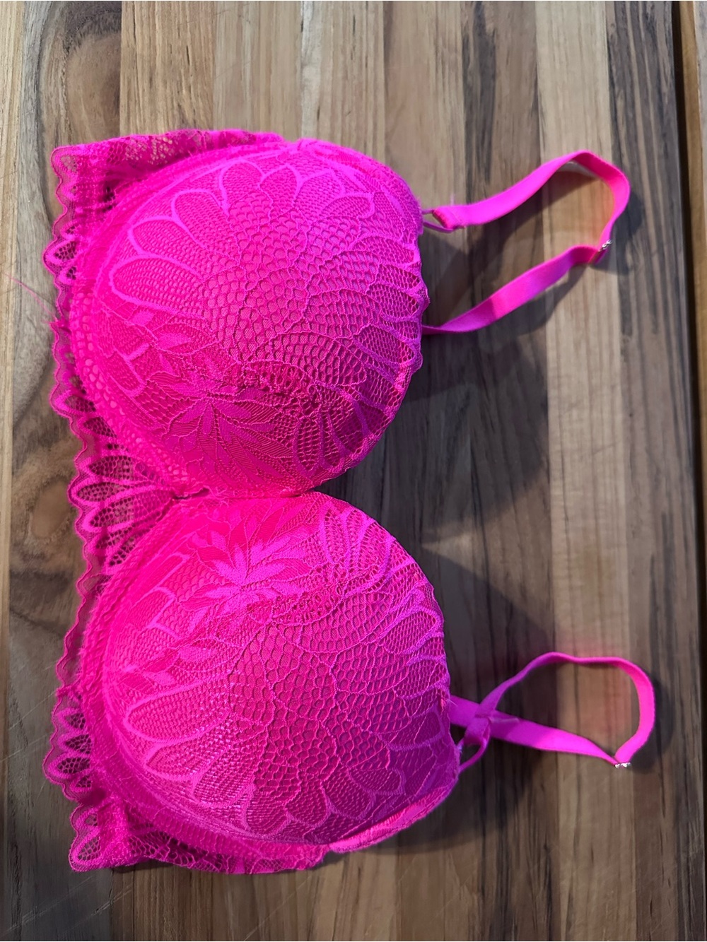 La SENZA plunge Hot Pink Lace Push-Up Bra
